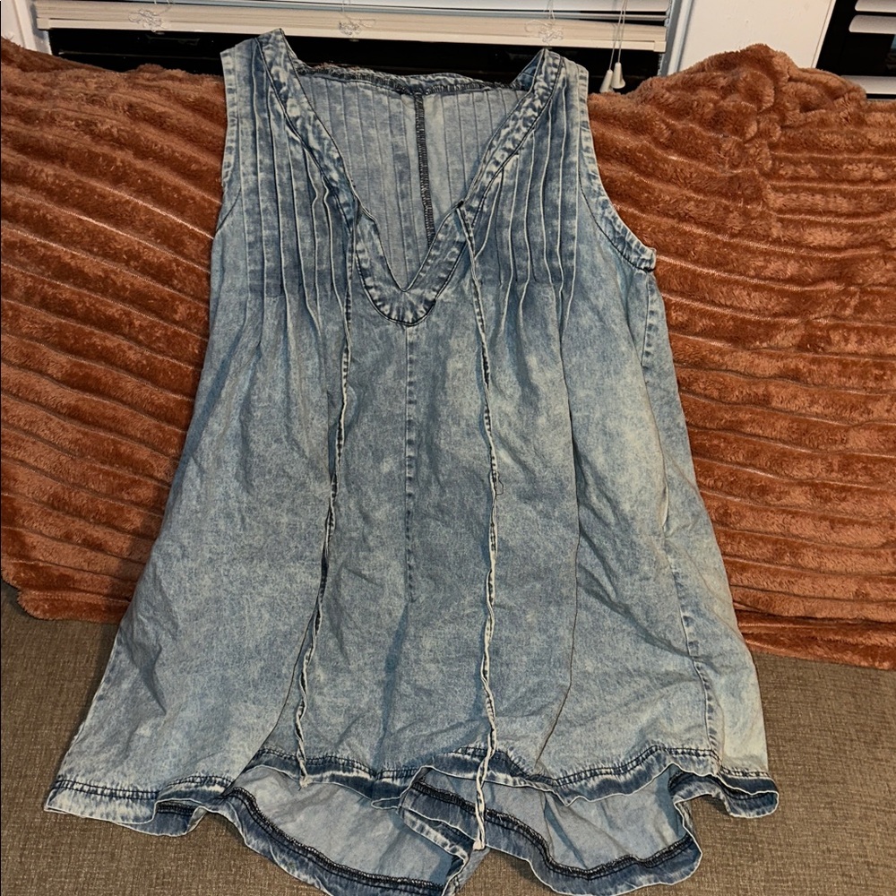 Jean romper with pockets and bow in front - Picture 5 of 6